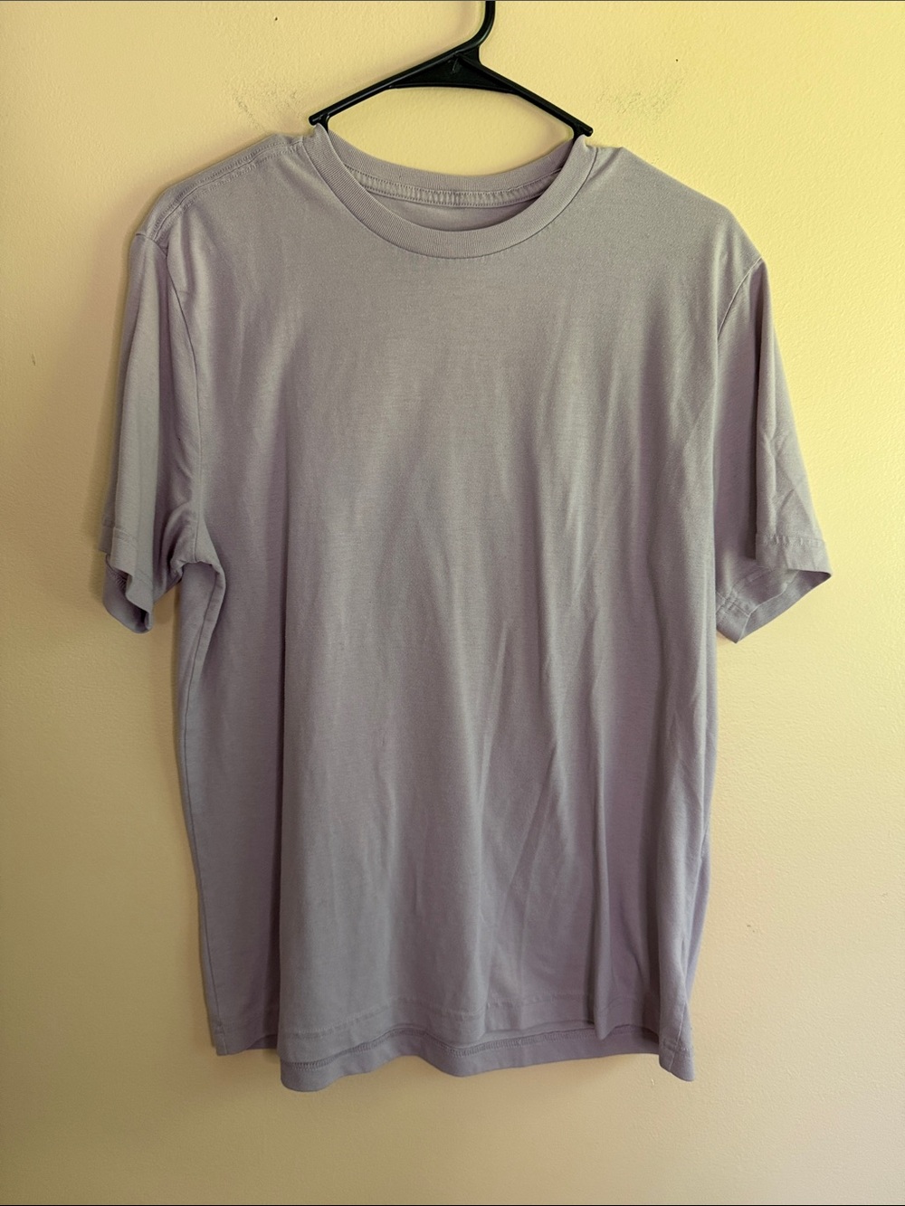 George Men's Short Sleeve Crew Tee in Light Lavender